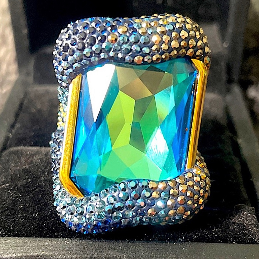 **SOLD***Rare* Genuine Swarovski Frenetic Large Cocktail Ring-sz 52/55 (6-7)